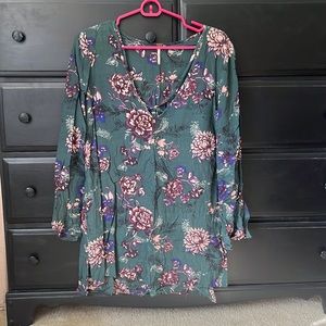 Pretty tunic blouse